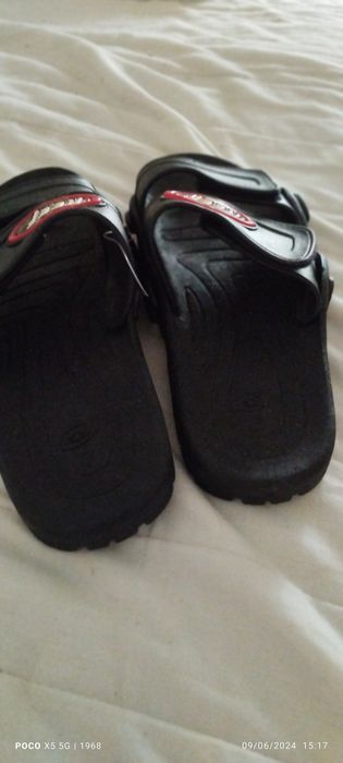 Chinelos da Reef