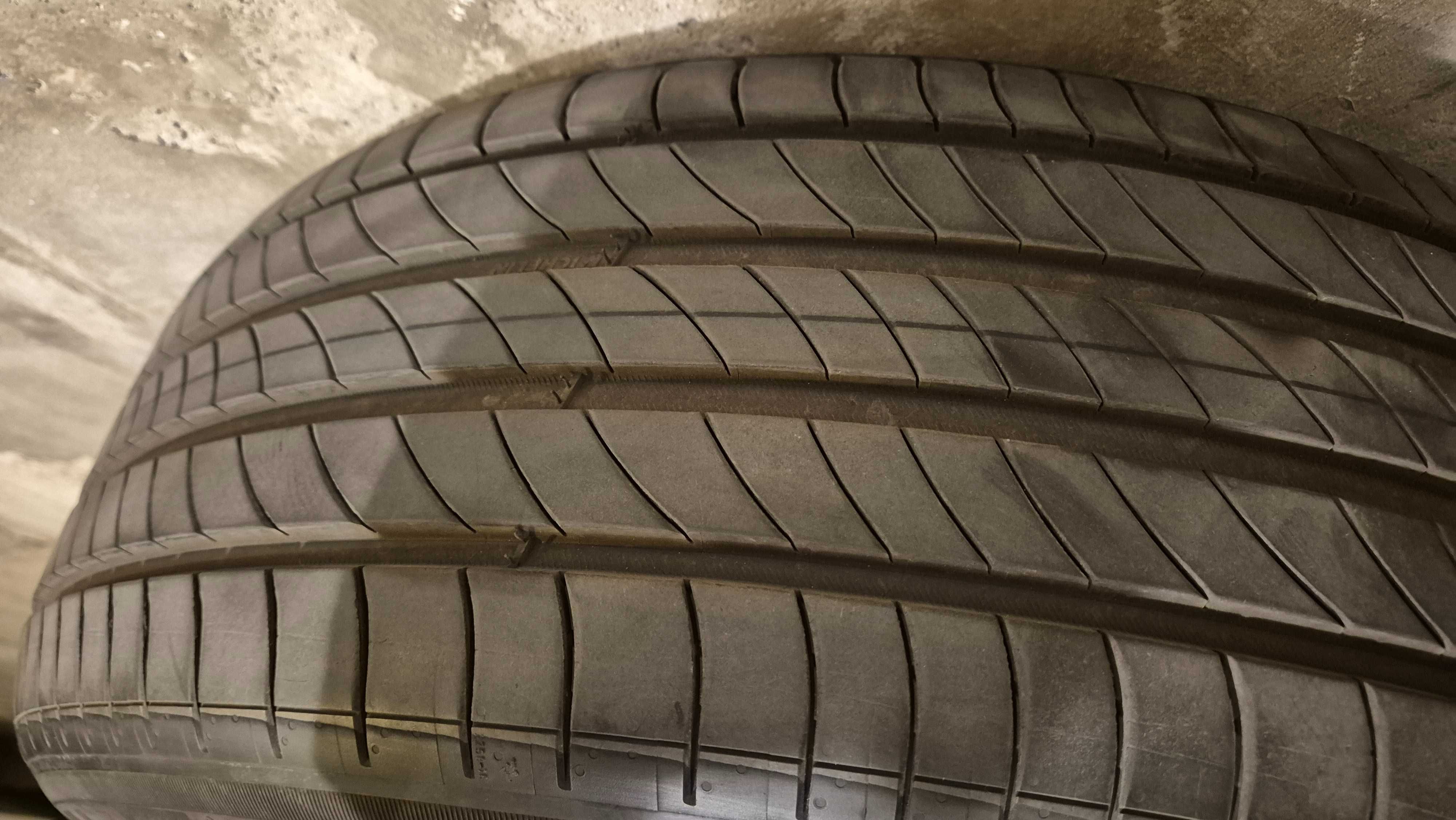 4X Opony Michelin Primacy 4 S1 235/45 R20 100V