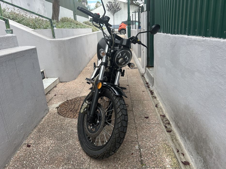 Mota 125 -UM scrambler