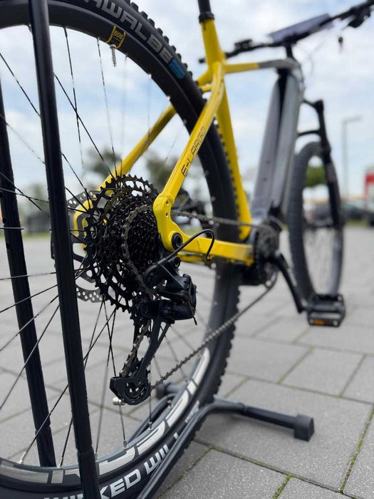 Rower elektryczny CRUSSIS e-Largo 10.10-(900 Wh) 22" Raty 0%