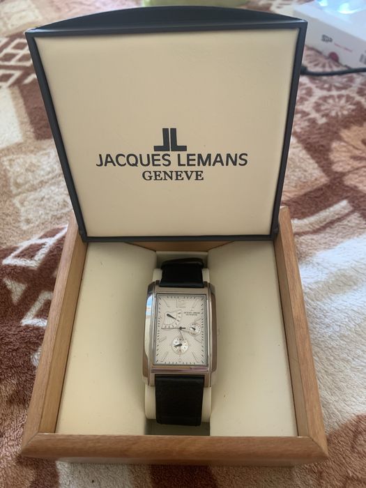 Годинник Jacques Lemans 1-1246B