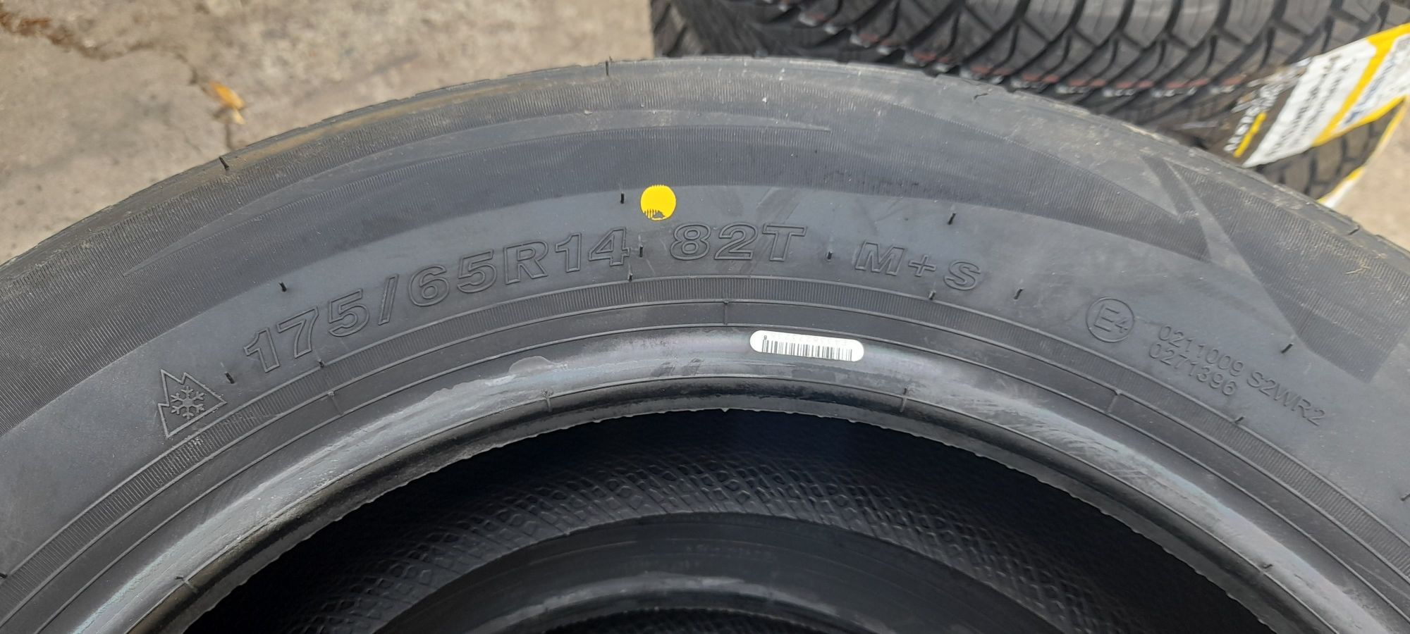 175 65 R14 82 t Goodride All sezon Elite z 401 Austone Fixclime SP-401