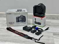Canon 5D mark II + grip BG E6