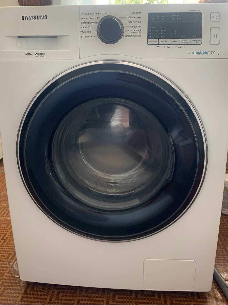 Продам пральну машинку Samsung WW70K42101W