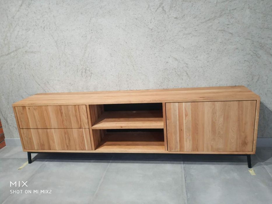 Szafka RTV drewno dębowe.