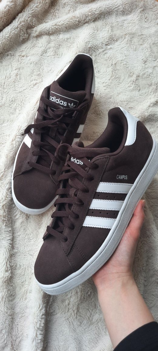 Adidas campus rozmiar 44 w brązowej kolorystyce