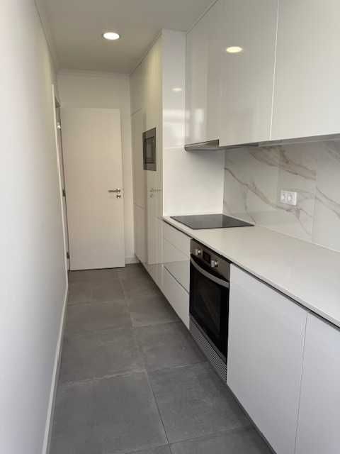 Apartamento de 3 quartos totalmente remodelado e equipado