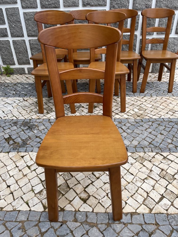 Cadeiras de mesa
