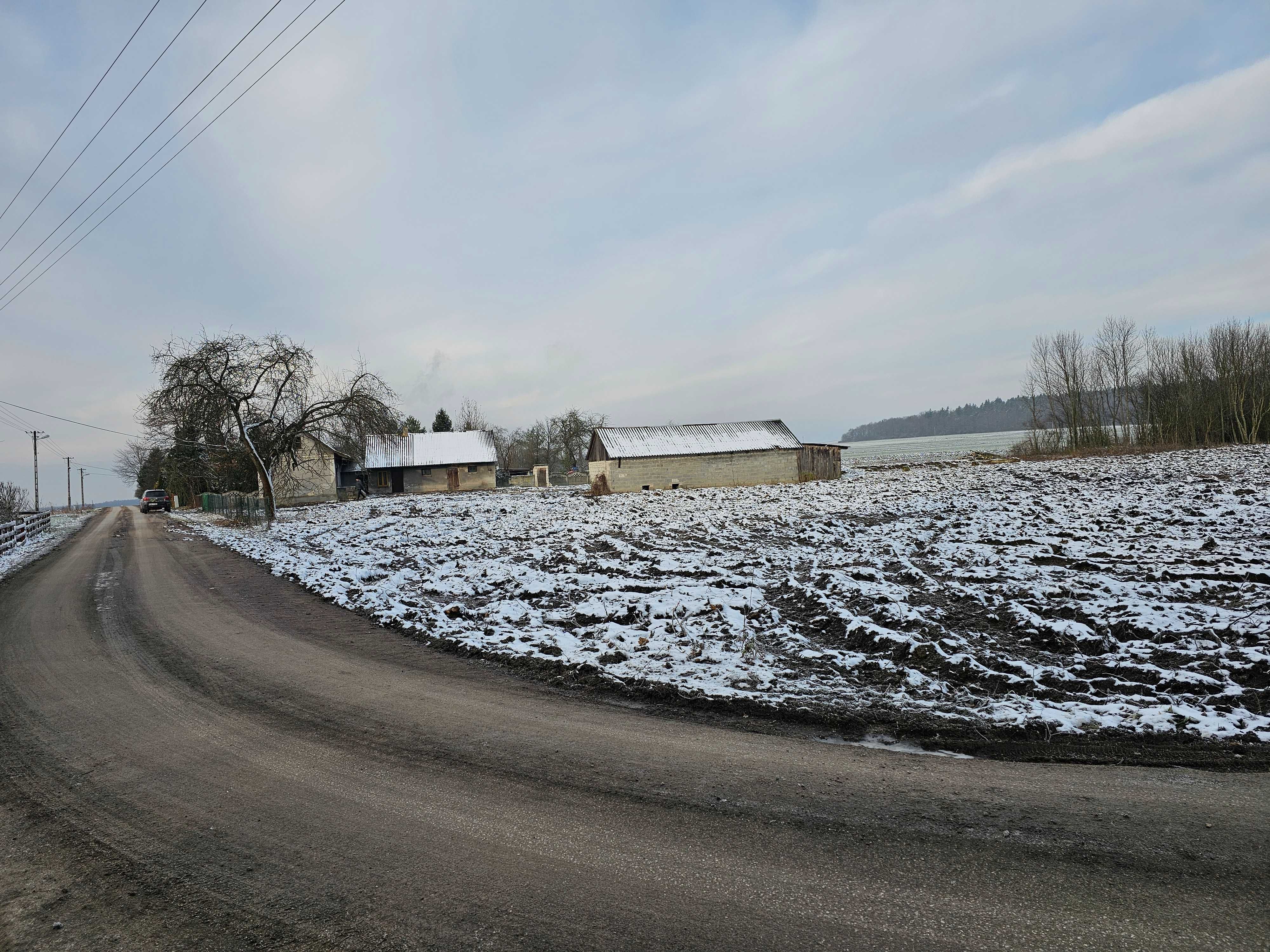 Dom plus działkę budowlano-rolną o pow. 96 ar.