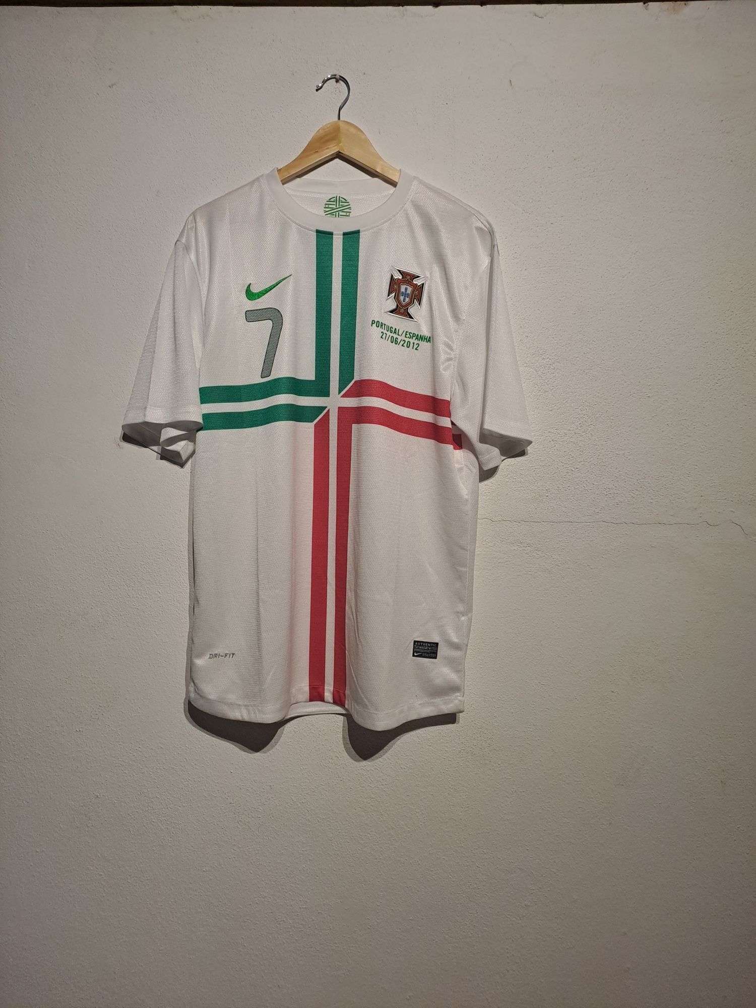 Camisolas de futebol variadas desde 26€  (S->XXL)