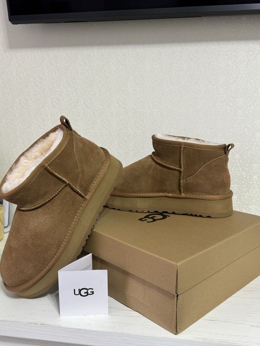 Продам угги UGG 27см по стельке