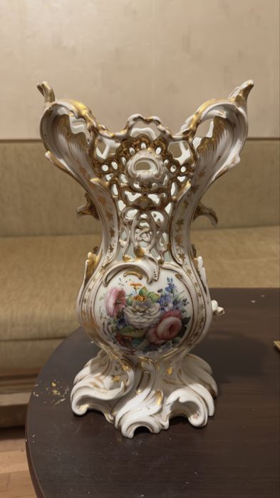 Ваза антикварна фарфорова