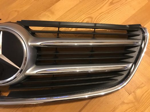 mercedes vito V-klasa 447 atrapa grill distronic