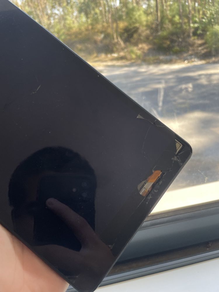 Samsung Galaxy Tab A (avariado)