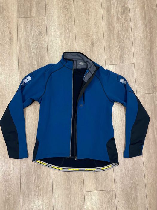 | L-М | Велокуртка на флисе / Софтшелл вело куртка Sugoi