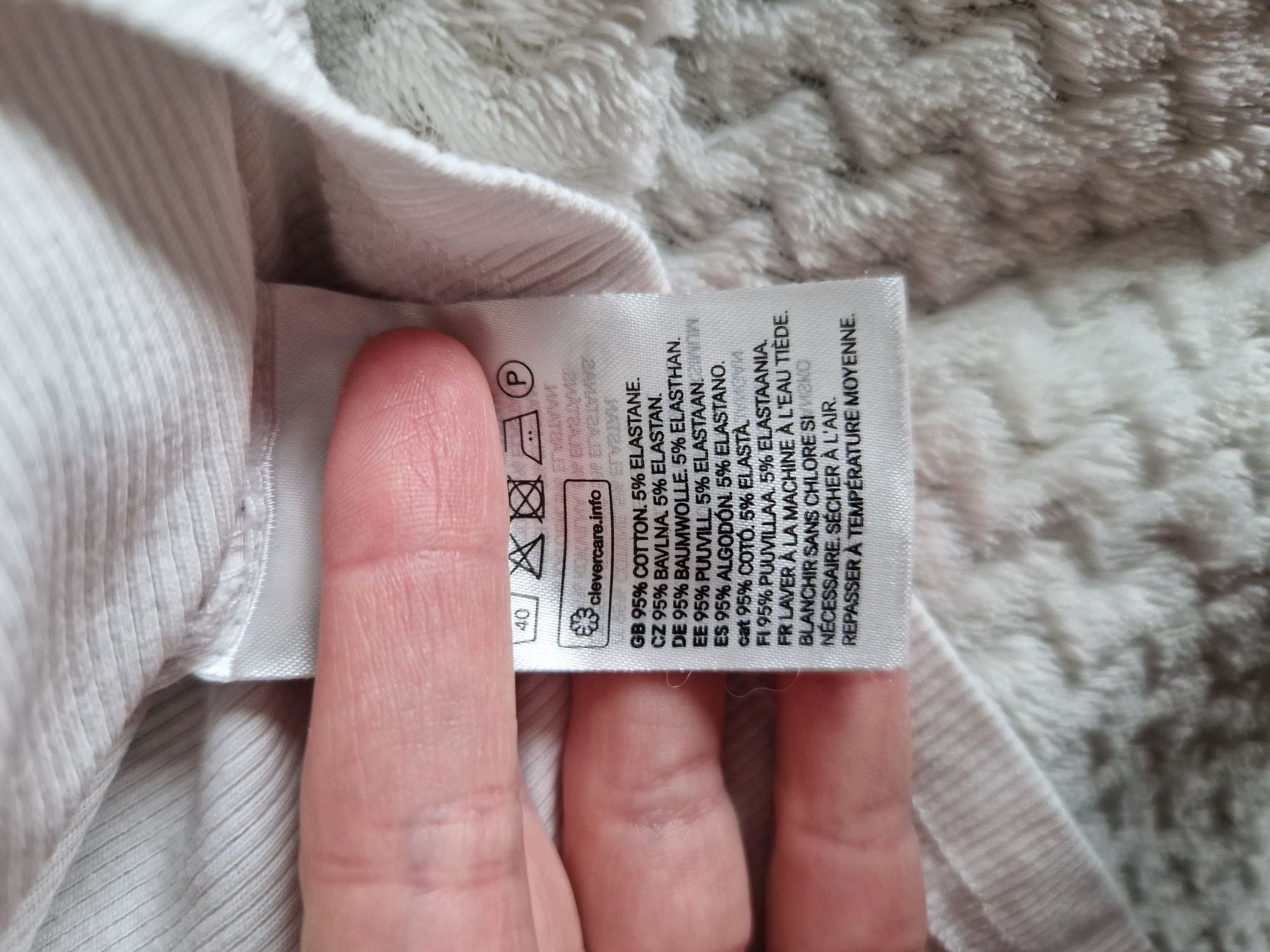 Bawełniany, prążkowany top, h&m, crop top, biały z mocnymi wycięciami,