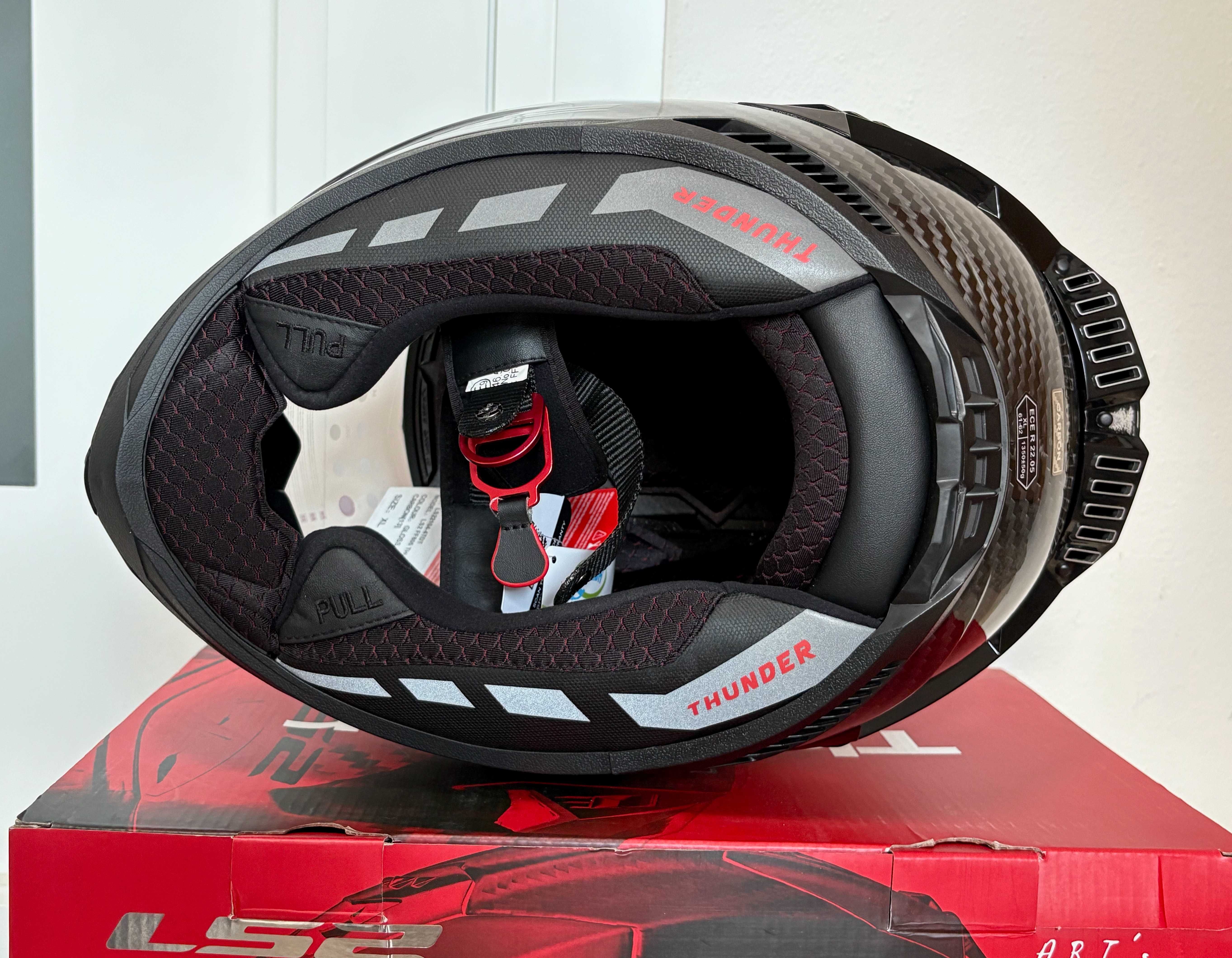 Capacete NOVO LS2 Thunder Carbon (30% Desconto) EXTRAS. Tam S-M-L-XL