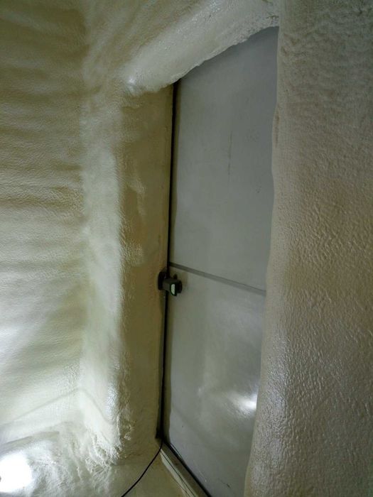 Термоізоляція морозильних, холодильних камер пінополіуретаном (ППУ)