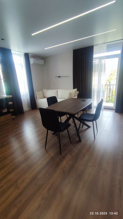 Продаж 1 кім квартири в новобудові міста Ужгород.