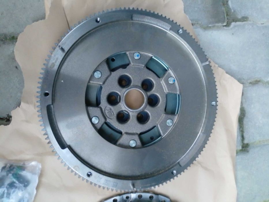 Диск щеплення,  корзина , маховик, підшипник вижимний