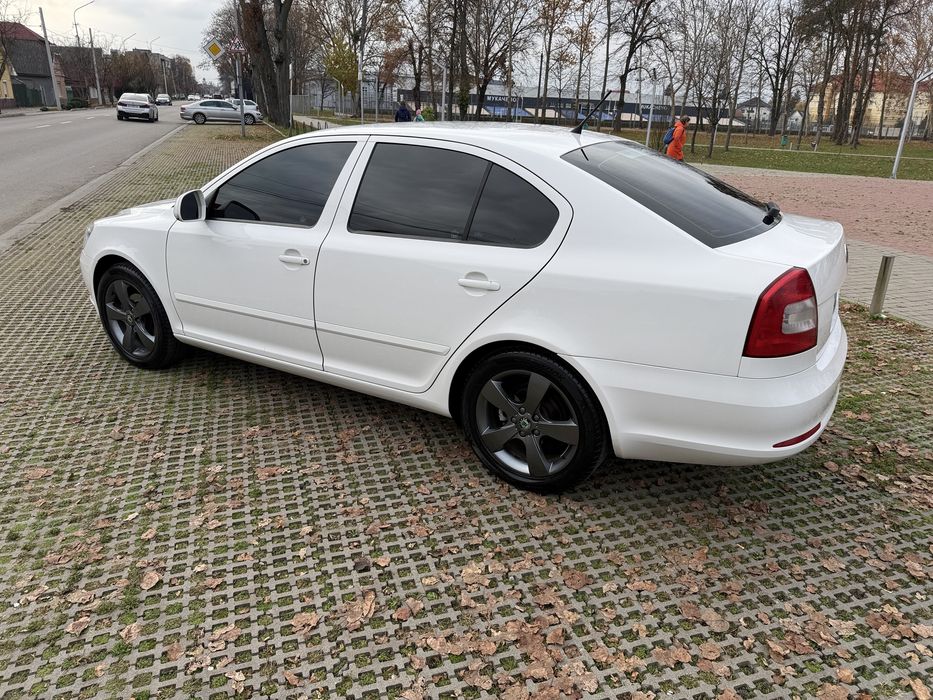 Skoda octavia a5 fl 2011 рік