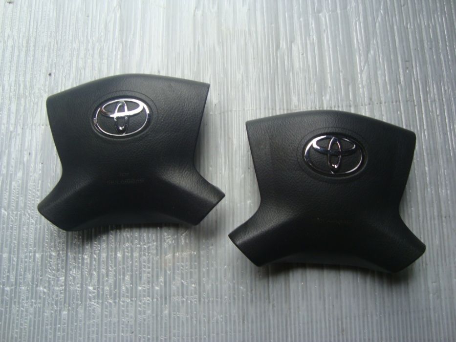Подушка безпеки AIRBAG безопасности Toyota Avensis T25 03 -08рік