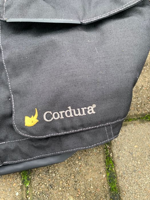 Kombinezon motocyklowy firmy Kombinezon motocyklowy Kurtka + Spodnie.