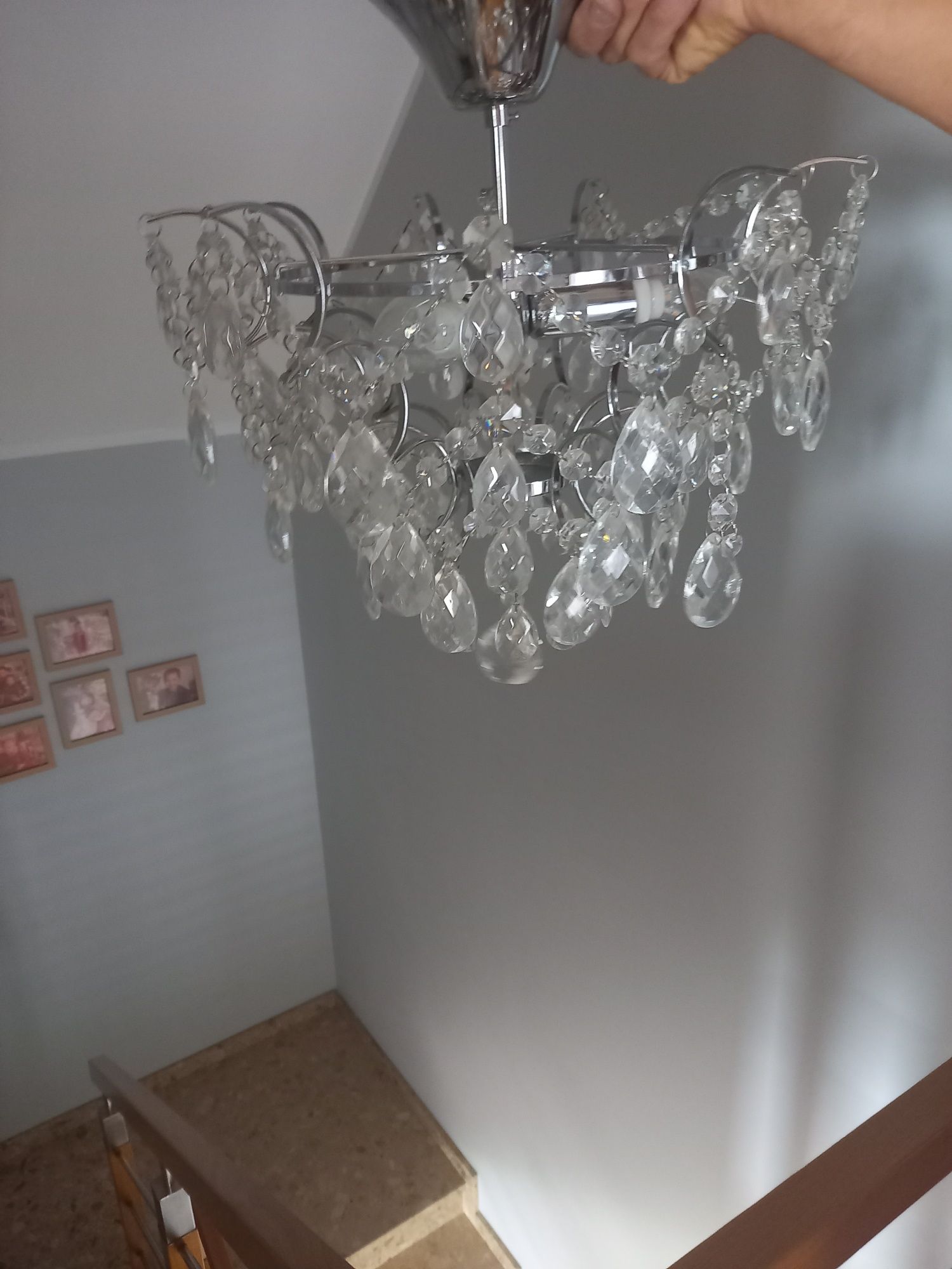 Lampa z kryształami