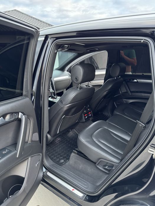 Продам Audi Q7 S-Line