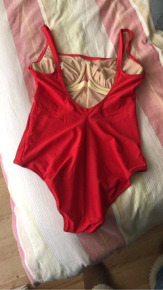 Fato de banho vermelho sexy