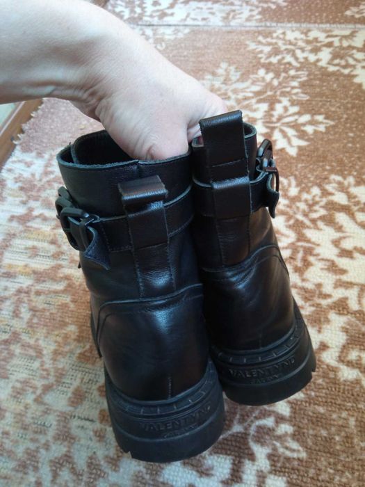 Жіночі зимові ботинки