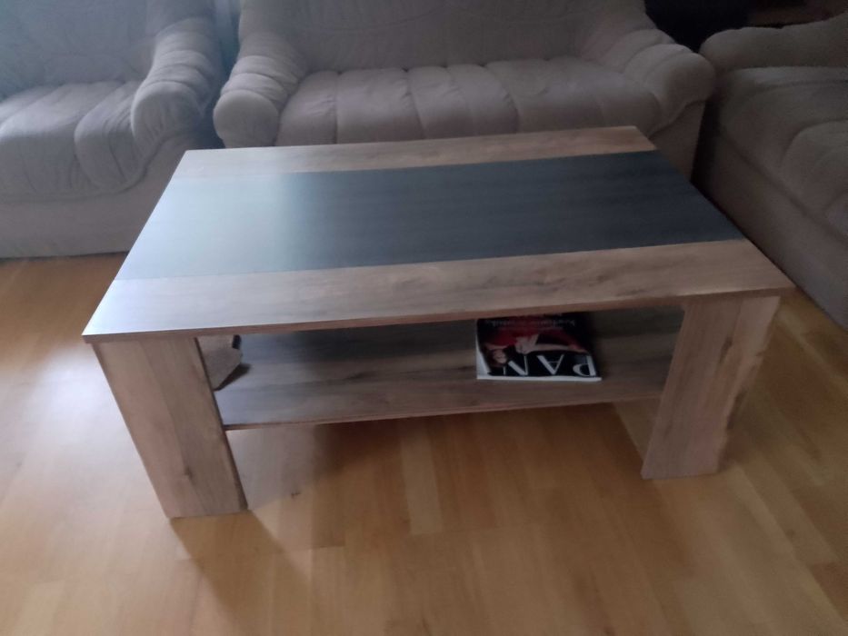 Nowy komplet do salonu 3 moduły + półki + niski stół.