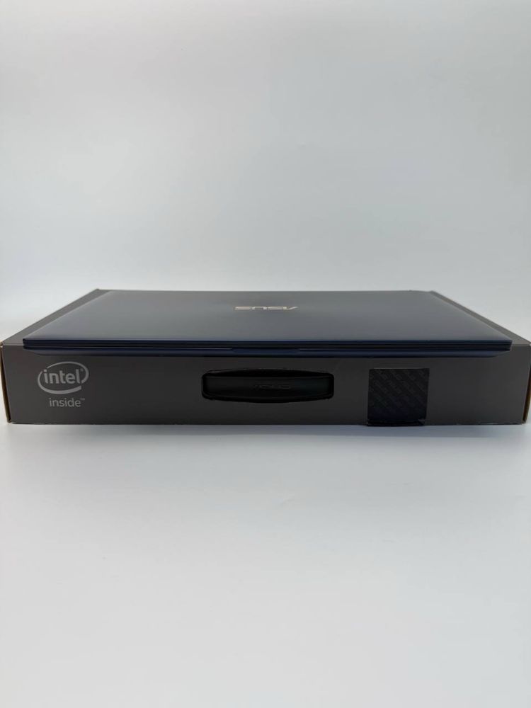 Ноутбук Asus UX534 – екран + ScreenPad, i7 10th Gen, GTX 1650, 16ГБ
