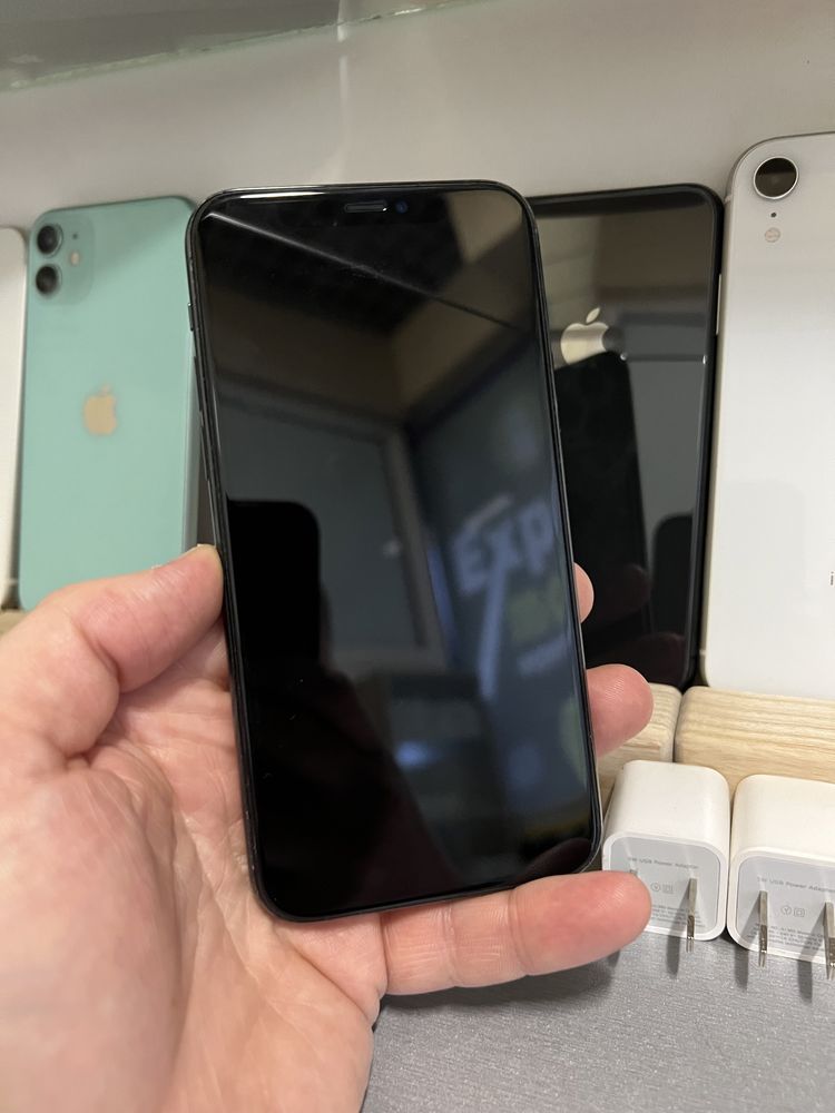 iPhone 11 Pro 256gb Midnight green Neverlock