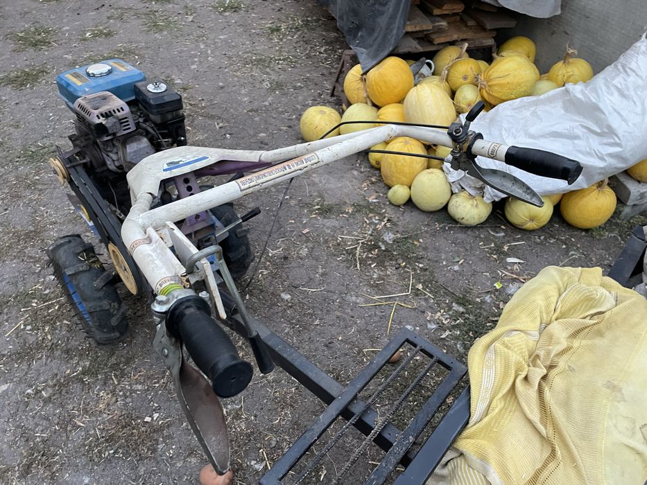 Мотоблок Зубр гарноі якості , використовцвася рідко