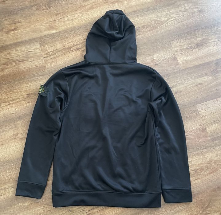 Продам кофту Stone Island