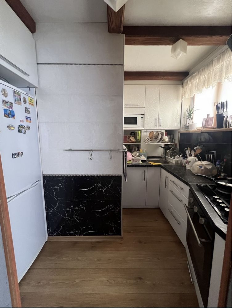 Продам 4-ком.кв.на Левом берегу,1микрорайон