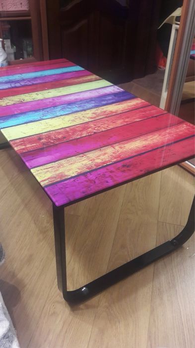 Стол журнальный