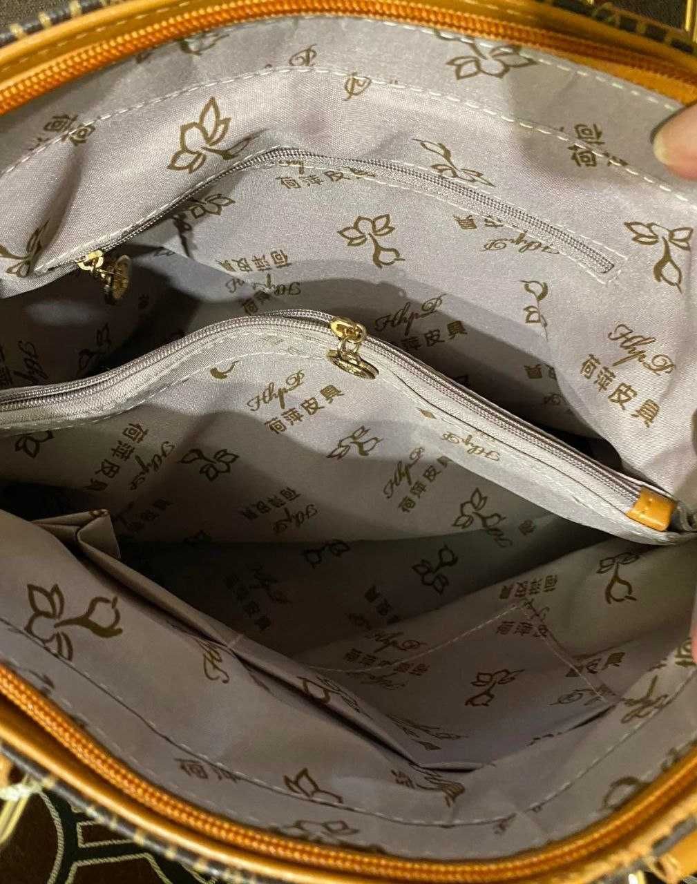 Стильная вместительная женская сумка