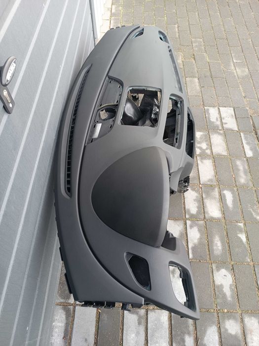 deska konsola kokpit AUDI Q3 regeneracja