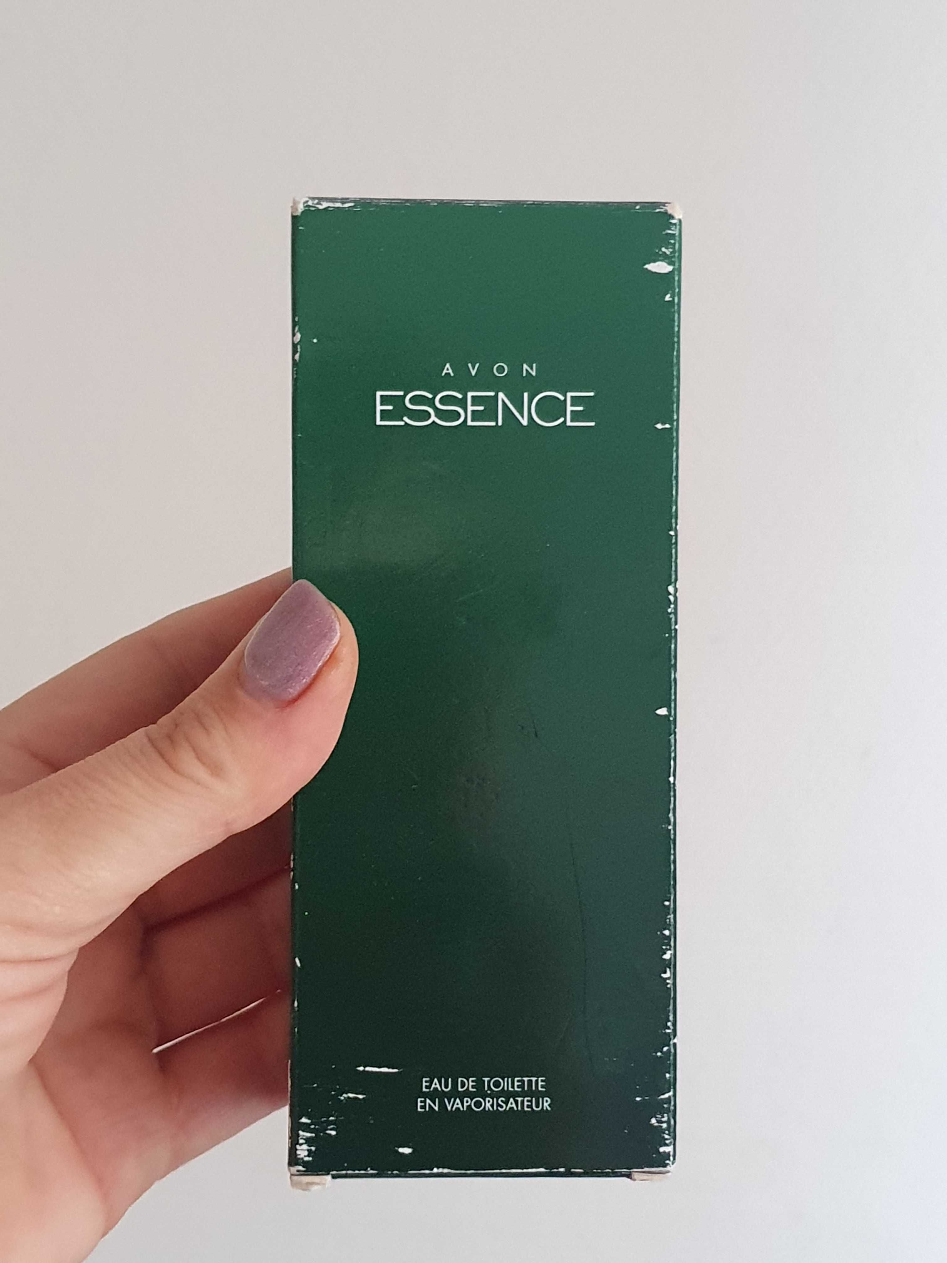 Колекція старих парфумів Avon