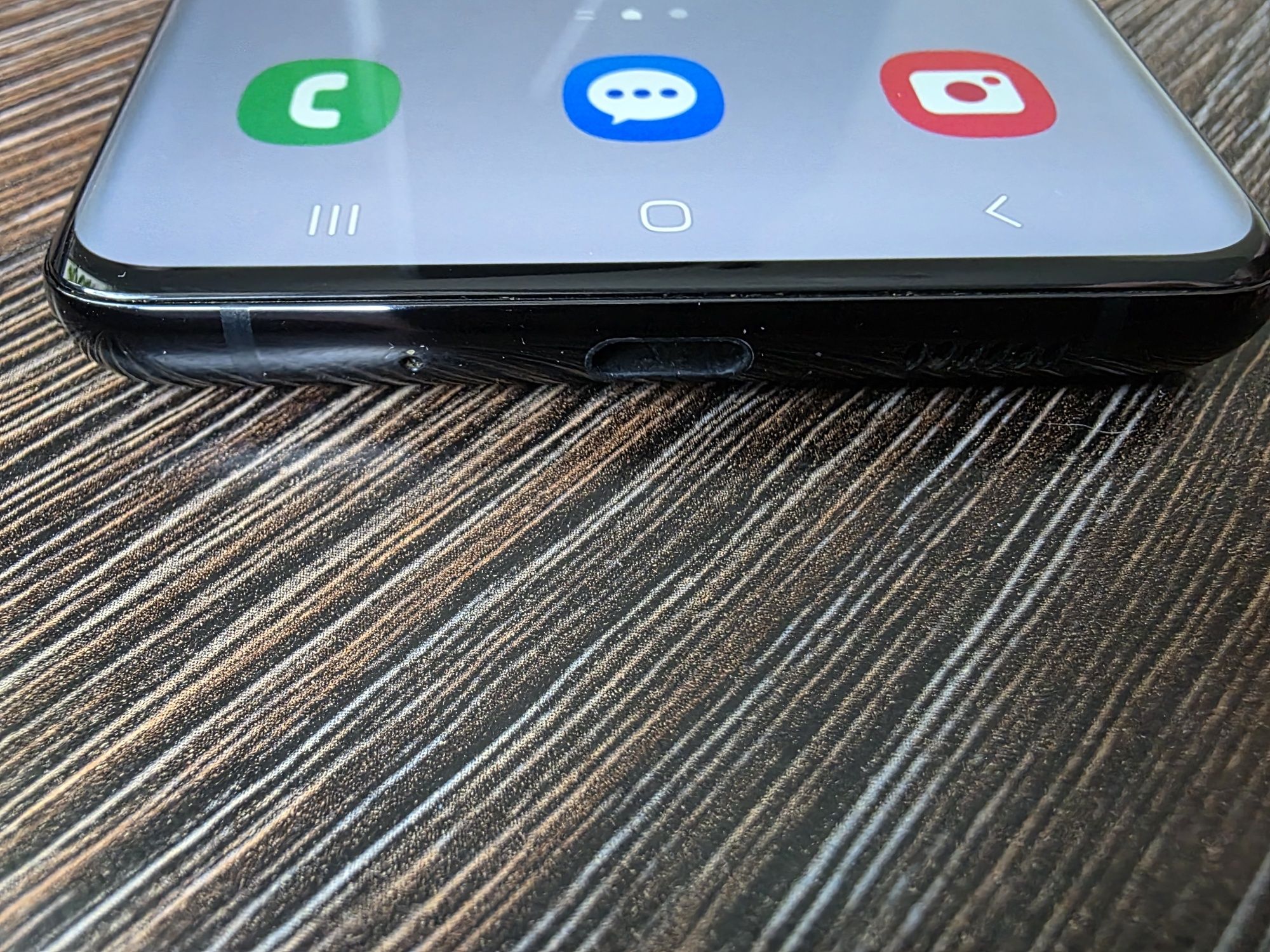 Продаж телефон Samsung Galaxy S20+