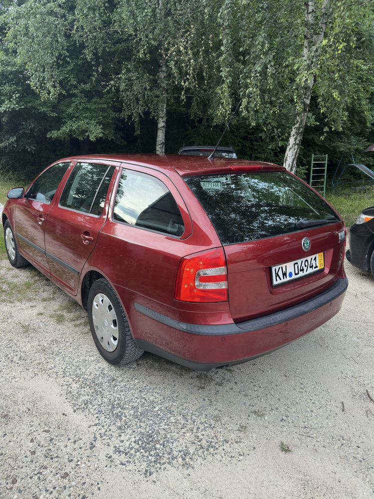 Свіжопригнана октавія 1.6mpi газ