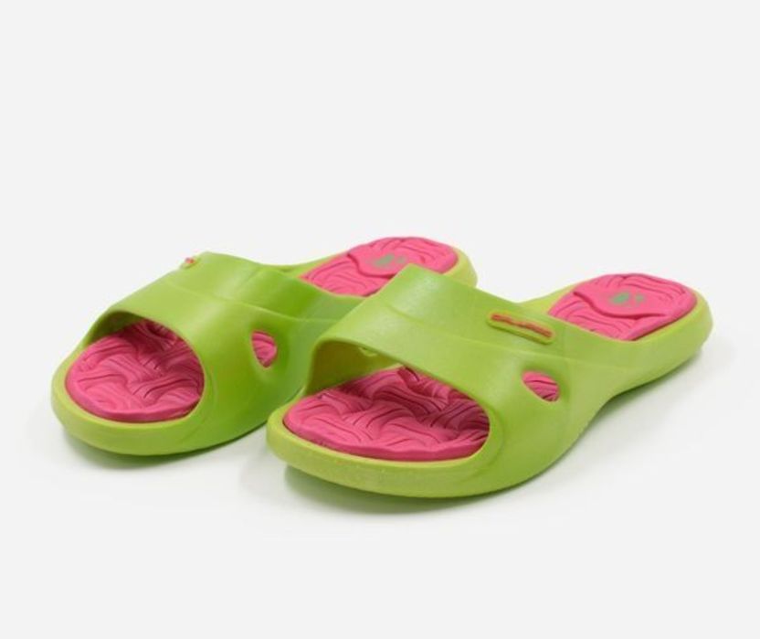 Шльопанці дитячі зручні