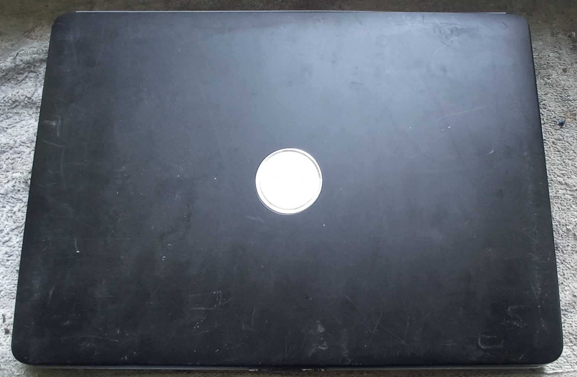 (17) laptop Dell Inspiron 1525