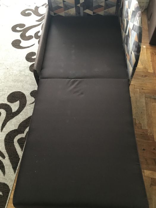 Розкладне крісло-диван