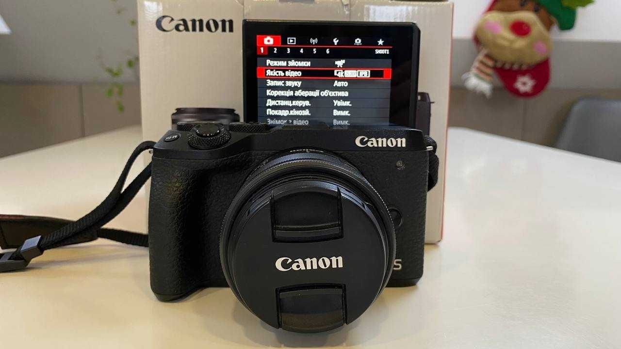 Фотоапарат Canon EOS M6 Mark II + 15-45 IS STM + EVF Kit Black