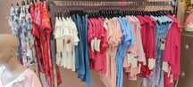 Lote de roupa de criança