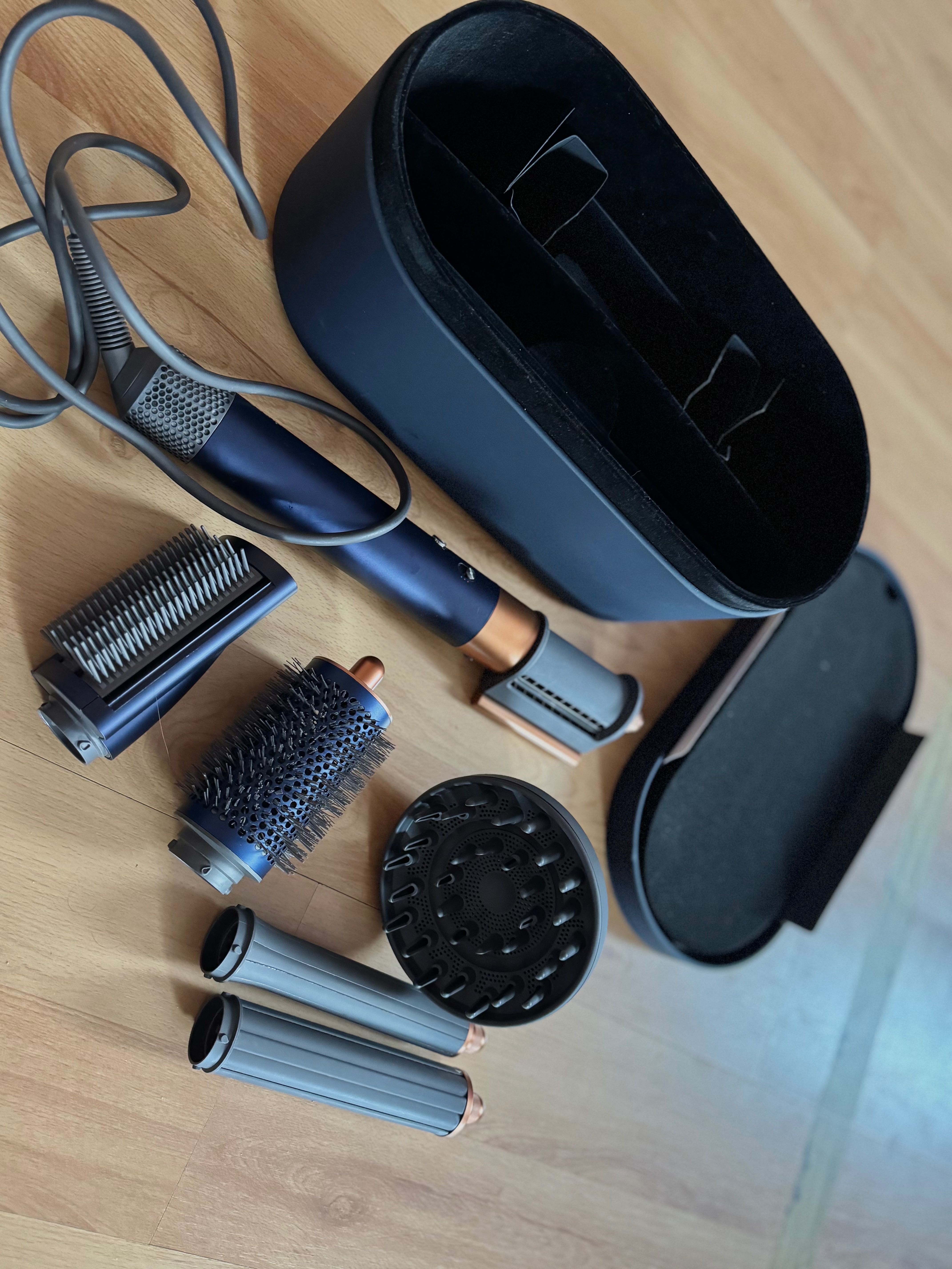 DYSON AIRWRAP complete long 
volumise