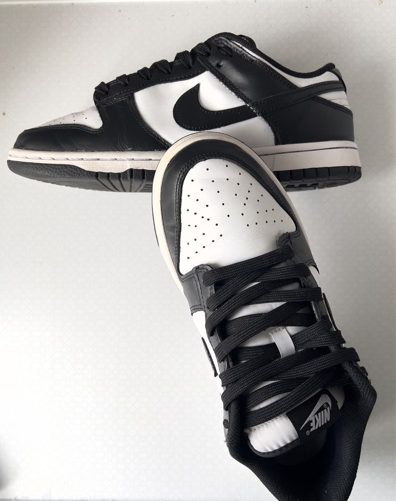 Nike Dunk Panda Low